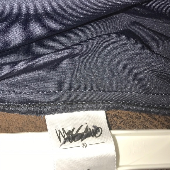 NWOT gray swim skirt in Large ONLY-1 LEFT in Stock - Picture 8 of 8